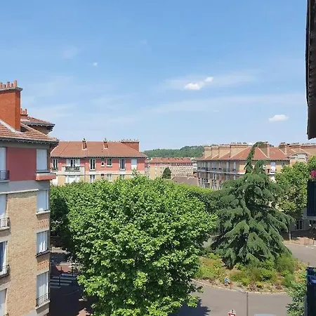 Appartement Tres Lumineux A Deux Pas De Paris Suresnes Exterior foto