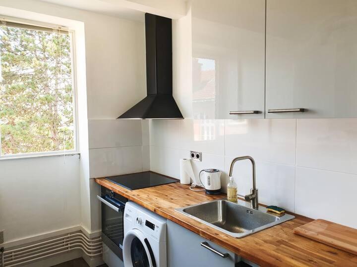 Apartment Tres Lumineux A Deux Pas De Paris